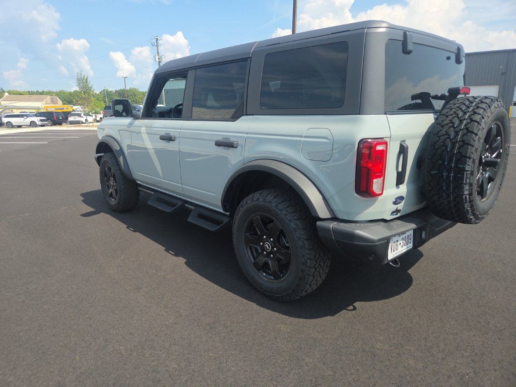 Used 2023 Ford Bronco Black Diamond AWD/4WD image 11