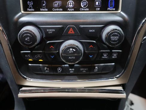 Used 2017 Jeep Grand Cherokee Limited AWD/4WD image 35