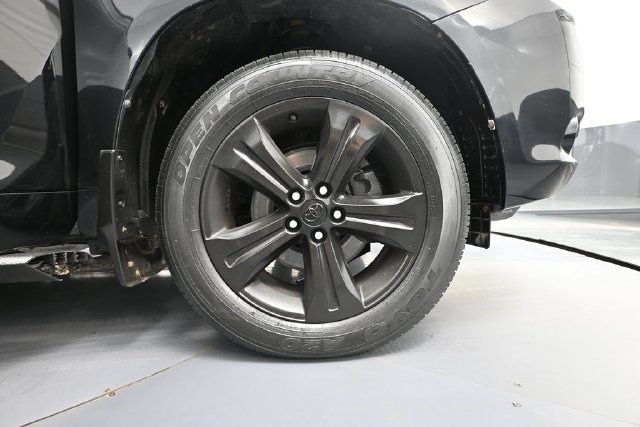 Used 2010 Toyota Highlander Limited AWD/4WD image 11
