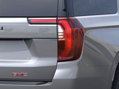 New 2026 GMC Yukon XL Denali AWD/4WD image 11