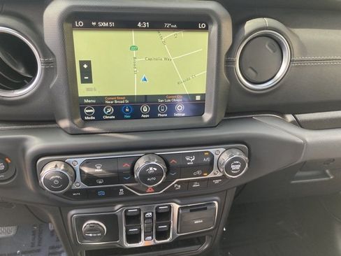 Used 2022 Jeep Wrangler Unlimited Sahara w/ Safety Group image 17