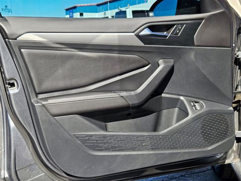 Used 2023 Volkswagen Jetta S image 11