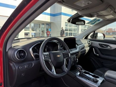 Certified 2024 Chevrolet Blazer LT w/ Convenience Package image 6