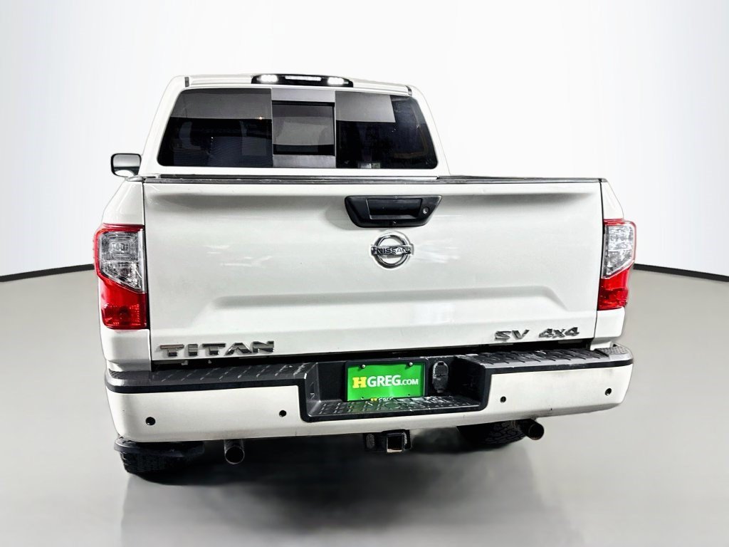 Used 2021 Nissan Titan SV w/ SV Convenience Package AWD/4WD image 8