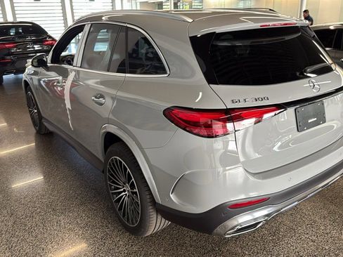 New 2026 Mercedes-Benz GLC 300 4MATIC image 3