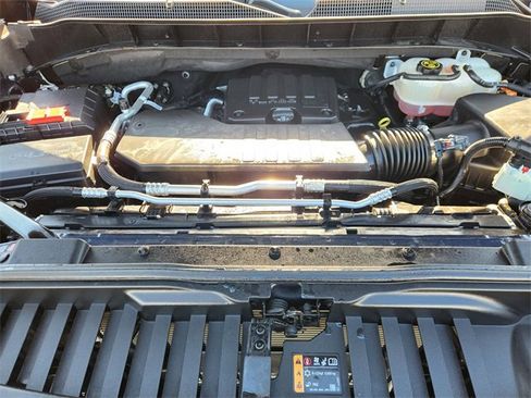 Used 2023 Chevrolet Silverado 1500 LT image 31
