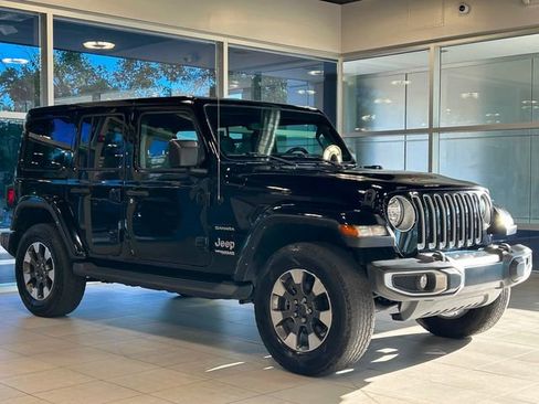 Used 2021 Jeep Wrangler Unlimited Sahara image 6
