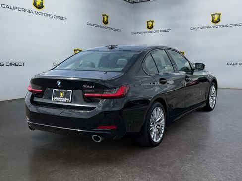 Used 2023 BMW 330i Sedan w/ Convenience Package RWD image 5