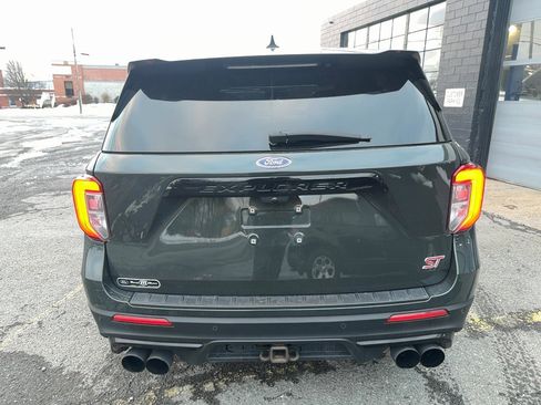 Used 2022 Ford Explorer ST w/ Equipment Group 401A image 4