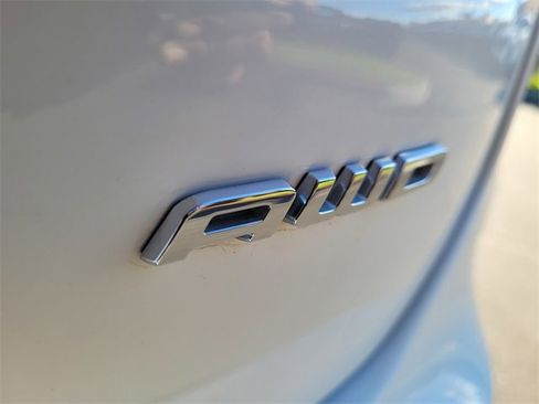 Used 2024 Ford Edge SEL image 27