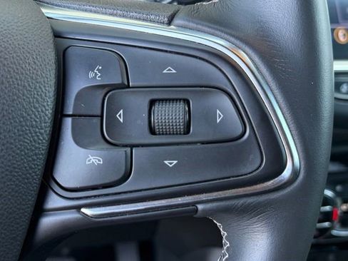 Certified 2022 Buick Encore GX Select w/ Safety Package II image 5