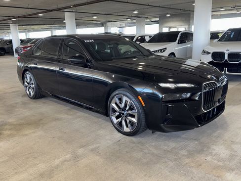 Used 2024 BMW 760i xDrive 760i xDrive w/ Executive Package image 1