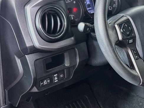 Used 2019 Toyota Tacoma TRD Off-Road RWD image 16