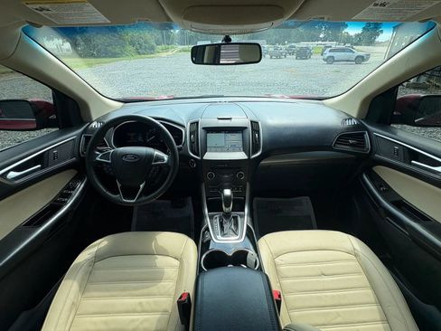 Used 2018 Ford Edge SEL w/ Equipment Group 201A FWD image 11