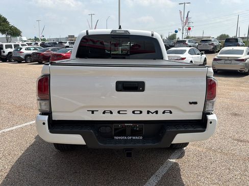 Used 2021 Toyota Tacoma TRD Sport w/ Technology Package RWD image 6