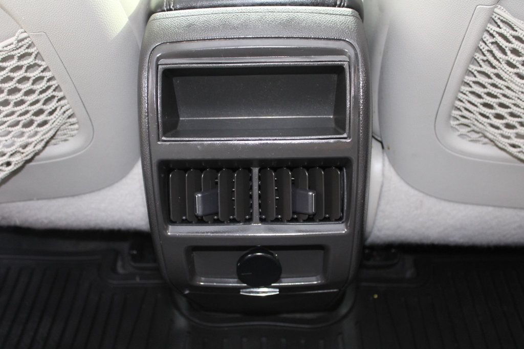 Used 2016 Cadillac SRX Luxury w/ Driver Awareness Package FWD image 32