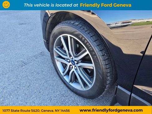Used 2019 Ford Edge Titanium w/ Cold Weather Package AWD/4WD image 9