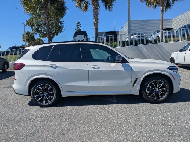 Used 2022 BMW X5 M50i w/ Premium Package AWD/4WD image 13