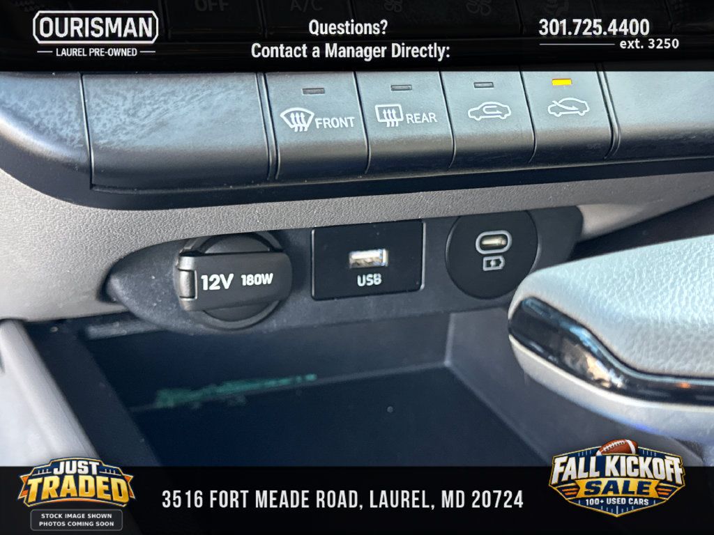 Used 2024 Hyundai Elantra SEL FWD image 25