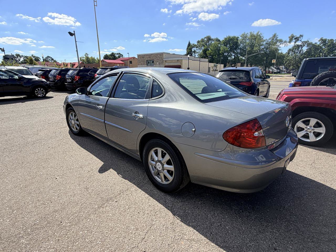 Used 2007 Buick LaCrosse CXL FWD image 3