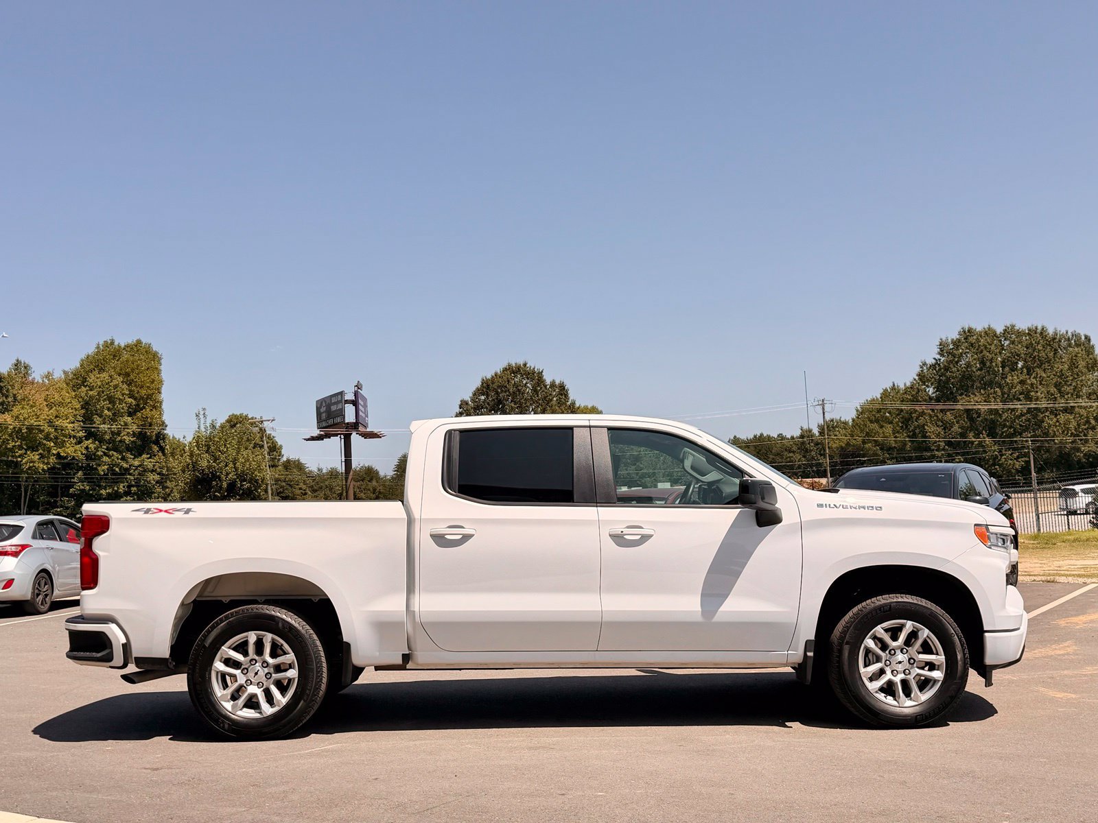 Used 2026 Chevrolet Silverado 1500 RST AWD/4WD image 14