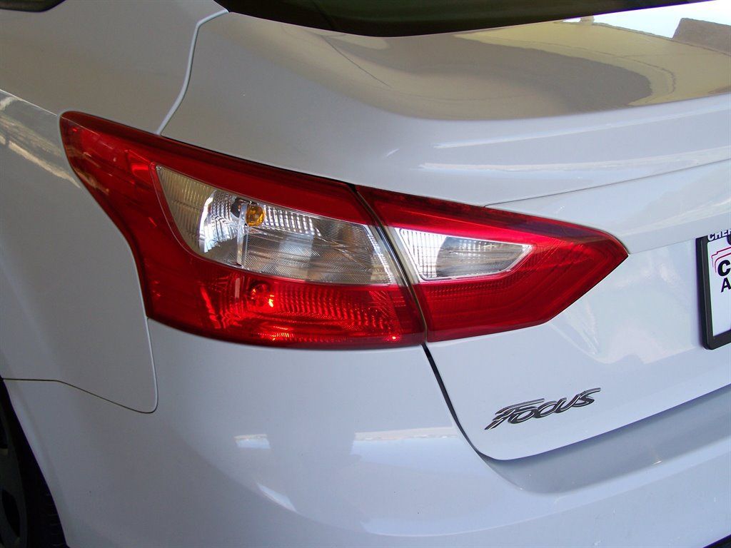 Used 2013 Ford Focus S FWD image 35
