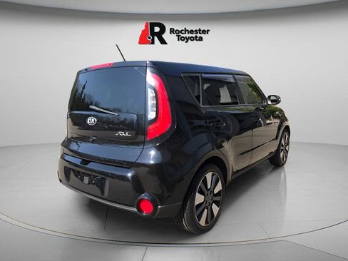 Used 2014 Kia Soul ! FWD image 8