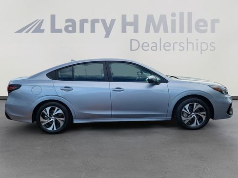Used 2024 Subaru Legacy Premium image 6