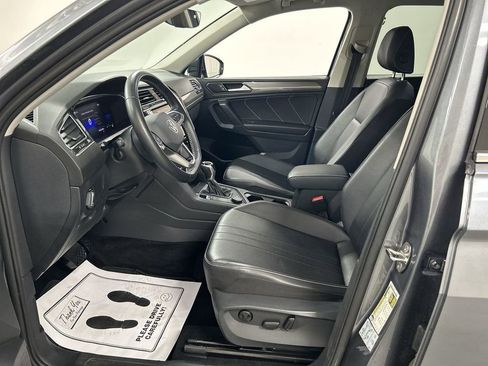 Certified 2022 Volkswagen Tiguan SE AWD/4WD image 9