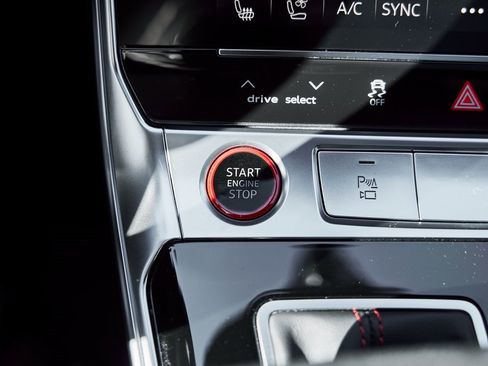 Used 2022 Audi RS 6 image 80