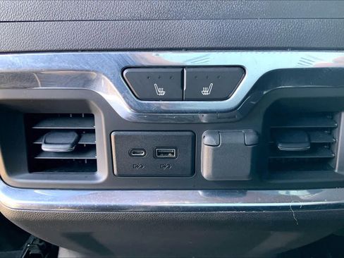 Used 2021 GMC Sierra 1500 AT4 image 30