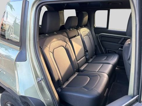 Used 2025 Land Rover Defender 110 S AWD/4WD image 15