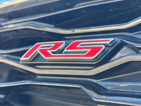 Used 2022 Chevrolet Equinox RS w/ Infotainment Package FWD image 43