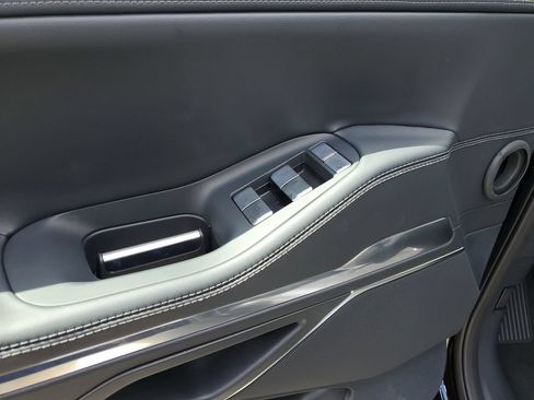 New 2026 Lincoln Navigator Premiere AWD/4WD image 19