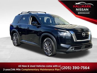 Used 2022 Nissan Pathfinder SV