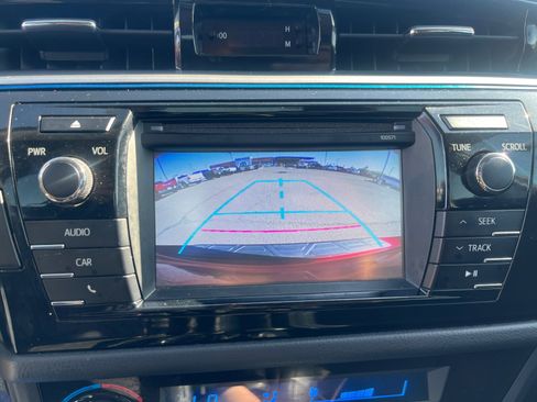Used 2016 Toyota Corolla S FWD image 28