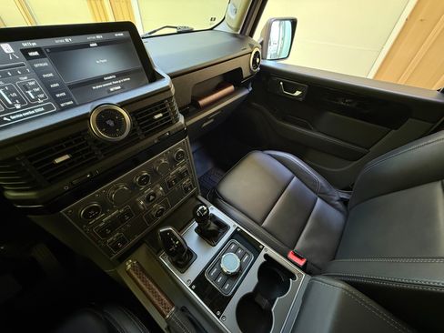 Used 2024 INEOS Grenadier AWD/4WD image 38