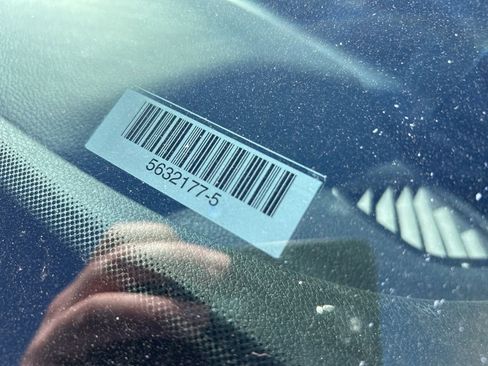 Used 2025 Kia Telluride S image 9