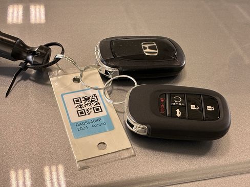 Certified 2024 Honda Accord EX image 37