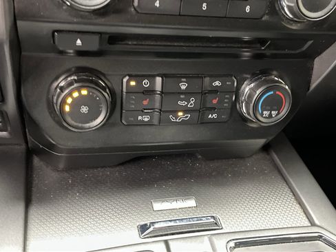 Used 2016 Ford F150 XLT w/ Equipment Group 302A Luxury image 21