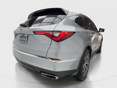 Used 2023 Acura MDX SH-AWD w/ Technology Package image 7