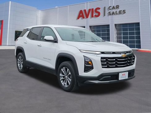 Used 2025 Chevrolet Equinox LT FWD image 9