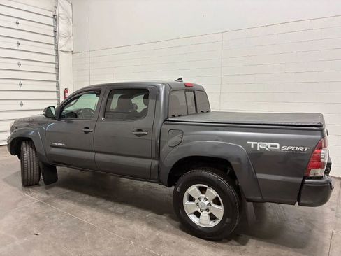 Used 2014 Toyota Tacoma 4x4 Double Cab w/ TRD Sport Package image 36