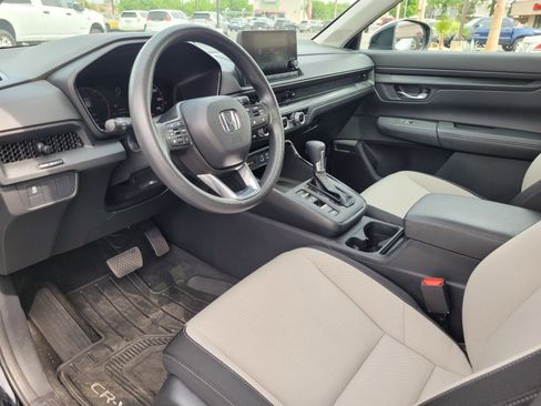 Used 2024 Honda CR-V EX image 9