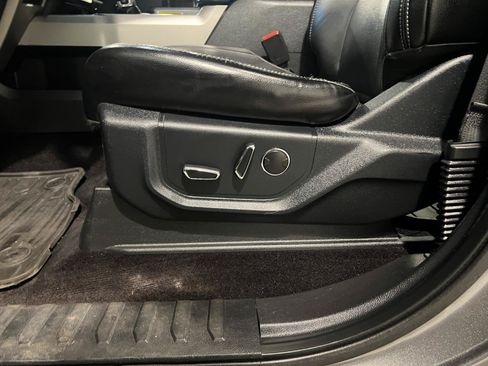 Used 2016 Ford F150 Lariat w/ Equipment Group 502A Luxury AWD/4WD image 24