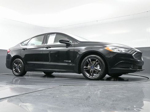 Used 2018 Ford Fusion S image 45