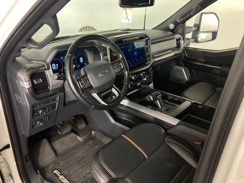 Used 2022 Ford F150 Platinum image 13