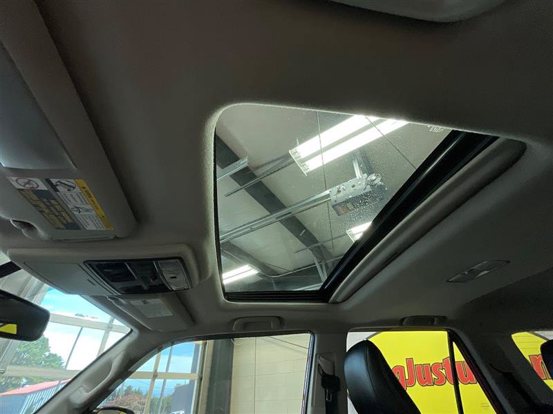 Used 2018 Toyota 4Runner SR5 Premium AWD/4WD image 13