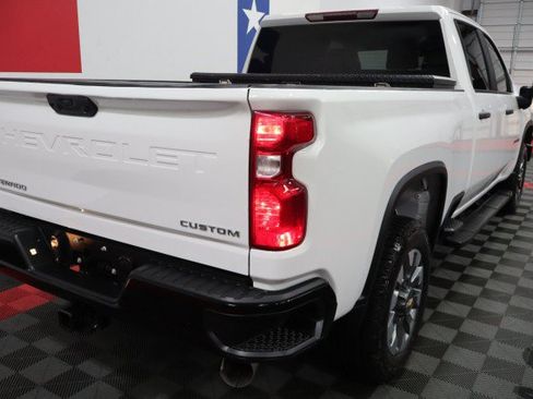 Used 2022 Chevrolet Silverado 2500 Custom w/ Custom Value Package AWD/4WD image 24