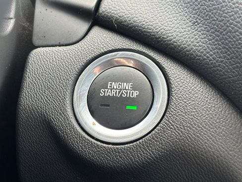 Used 2024 Chevrolet Equinox LT image 24